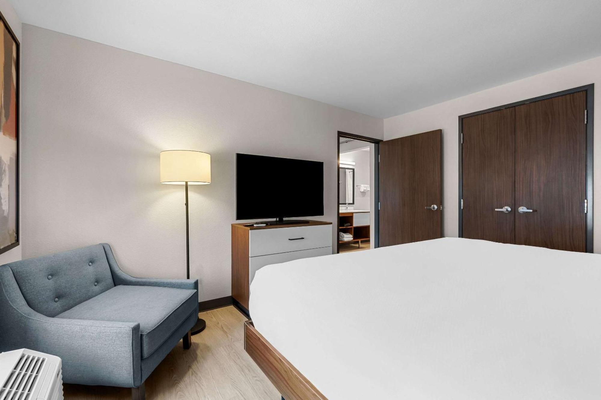 Everhome Suites Fayetteville Near Fort Bragg Eksteriør billede